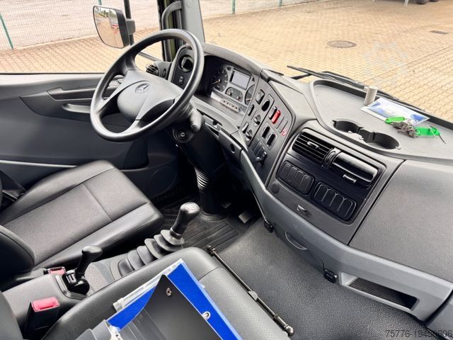 Vrachtauto met open laadbak MERCEDES-BENZ 1018 Atego 4x4 Allrad Miltär Camper