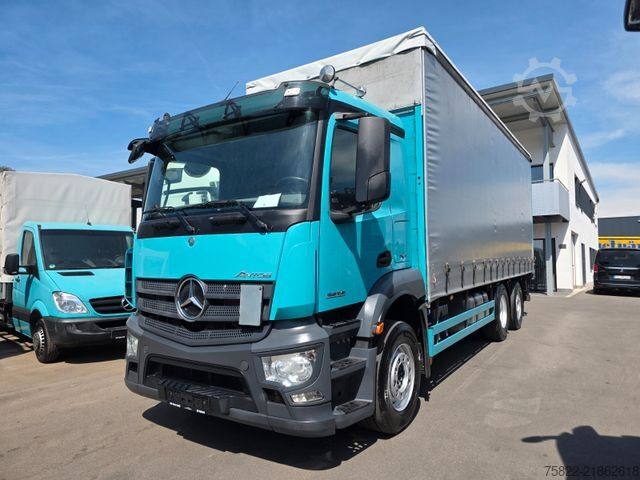 Flatbed truck with tarp MERCEDES-BENZ Antos 2536 / Schiebe Plane / WENIG KM