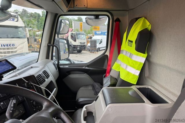 Camião de caixa fechada RENAULT D14.250 4x2 Koffer