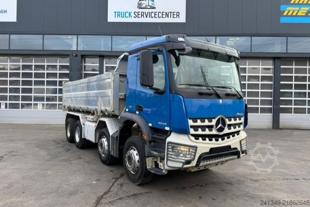 Kipper LKW MERCEDES-BENZ Arocs 3246 8x4 Moser 3S
