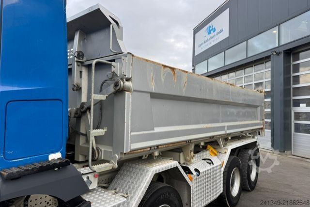 Kipper LKW MERCEDES-BENZ Arocs 3246 8x4 Moser 3S