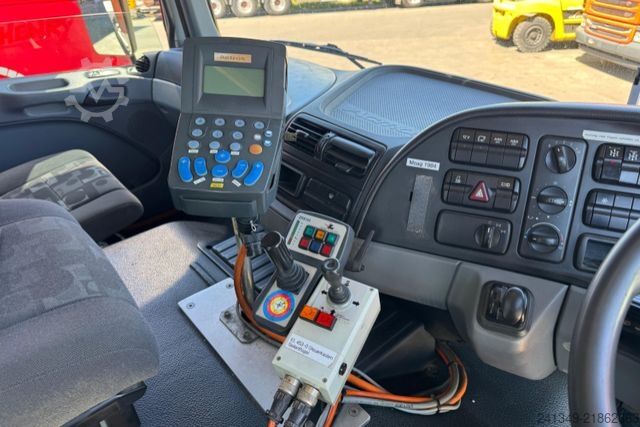 Sonstige MERCEDES-BENZ Actros 2644 6x4 Hiab 21T