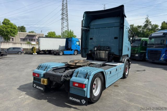 Trattore stradale standard SCANIA R520 V8 4x2