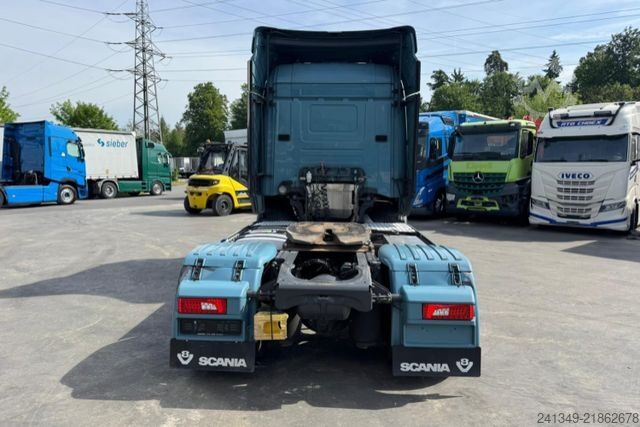 Trattore stradale standard SCANIA R520 V8 4x2