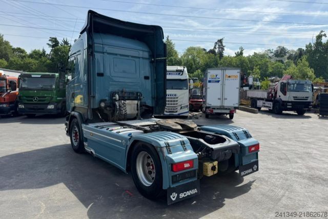 Trattore stradale standard SCANIA R520 V8 4x2