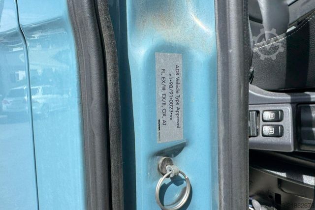 Trattore stradale standard SCANIA R520 V8 4x2