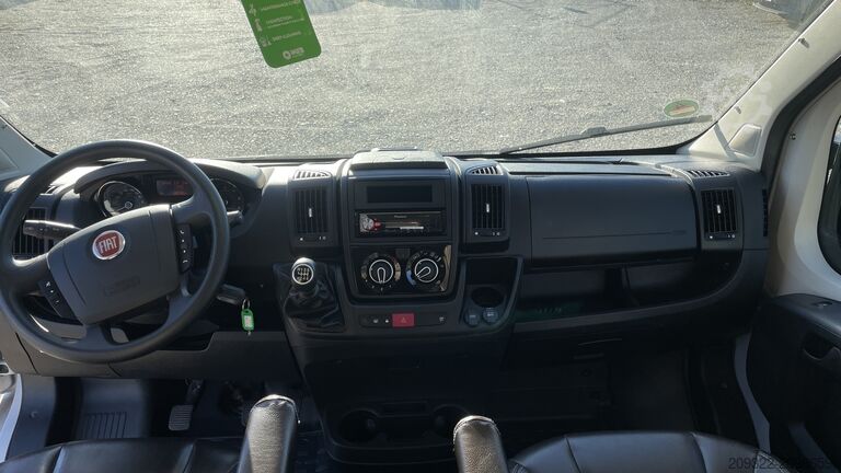 Przyczepa kempingowa/kamper Fiat Weinsberg Carabus 600 K | 4 Posti Letto | Completamente Attrezzato