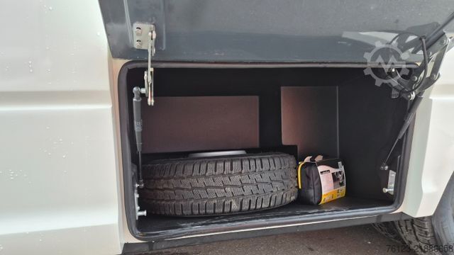 Minibusz IVECO 2x Daily 70 Lagerfahrzrug Ferqui Sunrise 2,5 m B