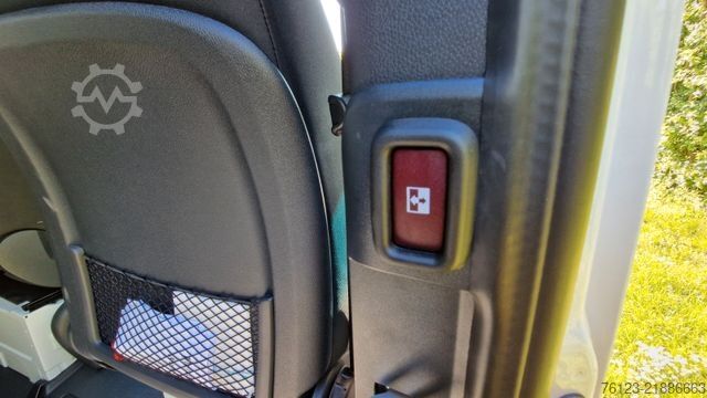 Minibusz MERCEDES-BENZ 311 Sprinter 9 Sitzer auf Wunsch VIP Sitze