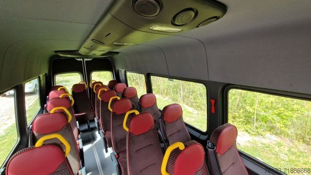 Minibusz MERCEDES-BENZ 10 Sprinter Lord Light 22 Sitzer Vorlauffahrzeug