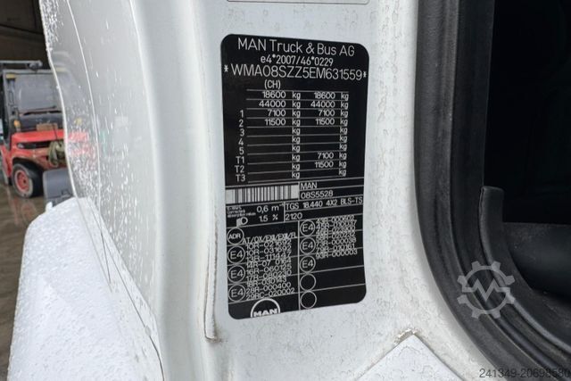 Standard tractor unit MAN TGS 18.440 4x2 ADR