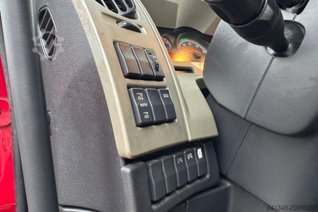 Truck mounted crane RENAULT Lander 460 6x2 HMF3722 4+4