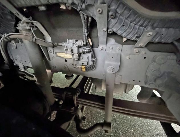 Camion frigorifique DAF XF 480 FAR SSC ISOLATED BOX 810250x275 CM INSIDE