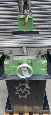 Mașină de găurit și frezat KNUTH TBF 500