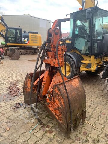 Gravemaskine på hjul ATLAS AB1302 / AB1500