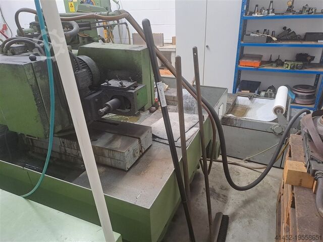 Cylindrical Grinding Machine - Universal SCHAUDT E 450/1000