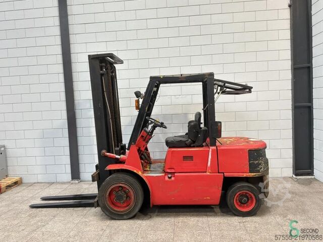 Heftruck Mitsubishi FD30N