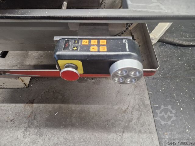 Mașină de frezat Hermle UFW 600