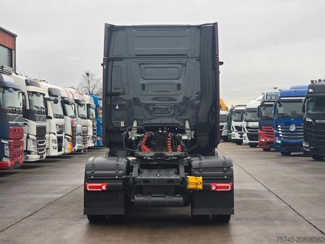 Standard dragbil MERCEDES-BENZ ACTROS 1848 * GIGA SPACE * MASSAGE * ACC * LEDER