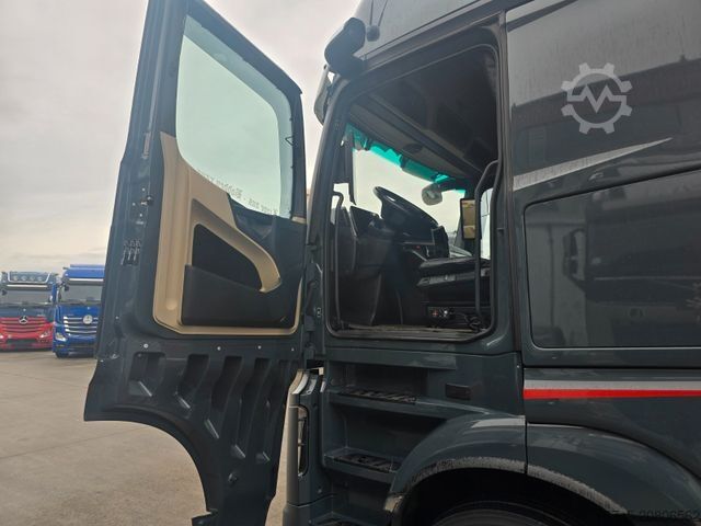 Standard dragbil MERCEDES-BENZ ACTROS 1848 * GIGA SPACE * MASSAGE * ACC * LEDER