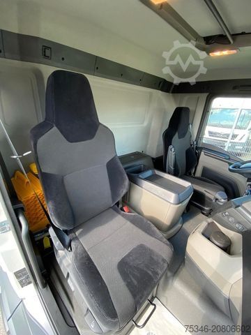 Standardowy ciągnik siodłowy MAN TGS 33.520 BL 6x4 FG/33 to/RS 3,60 m/PTO/AHK/Neu