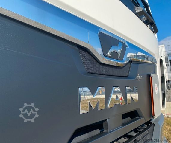 Samochód ciężarowy z plandeką typu platforma MAN TGM18.290/LL/Pritsche7,25m/2xSchiebeplane/LBW2To