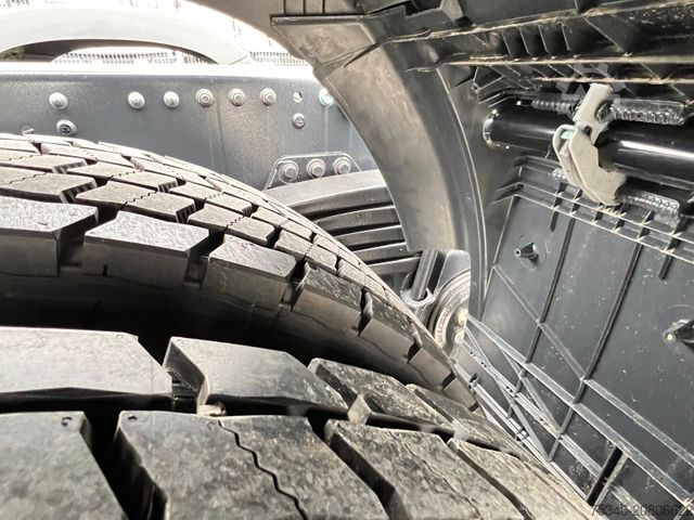 Podwozie ciężarówki MAN TGS 33.510 BB 6x4 CH/RS 3,30 m/59 to./NA/AHK/Neu