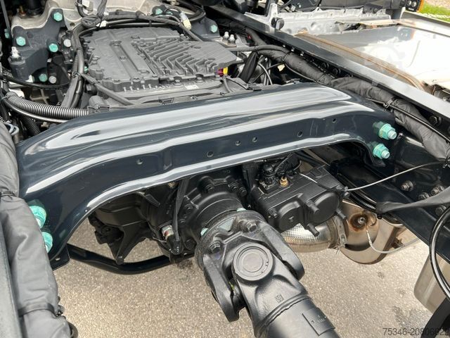 Lastbilchassi MAN TGS 33.510 BB 6x4 CH/RS 3,30 m/59 to./NA/AHK/Neu