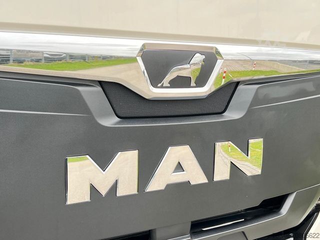 Lastbilchassi MAN TGS 33.510 BB 6x4 CH/RS 3,30 m/59 to./NA/AHK/Neu