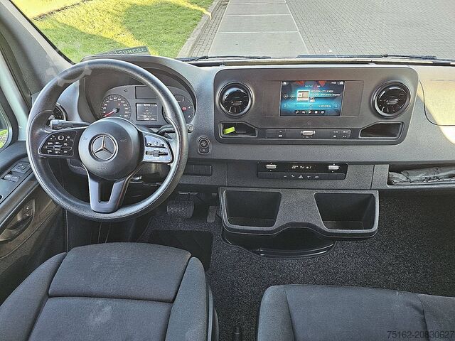 Στέισον βάγκον με ψηλή οροφή MERCEDES-BENZ SPRINTER 317 L3H2 Maxi Automaat!