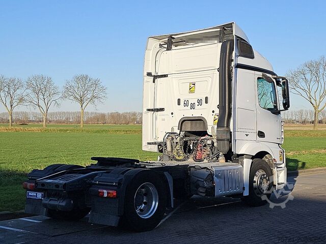 Standard-SZM MERCEDES-BENZ ACTROS 1848 LS Streamspace 2.30