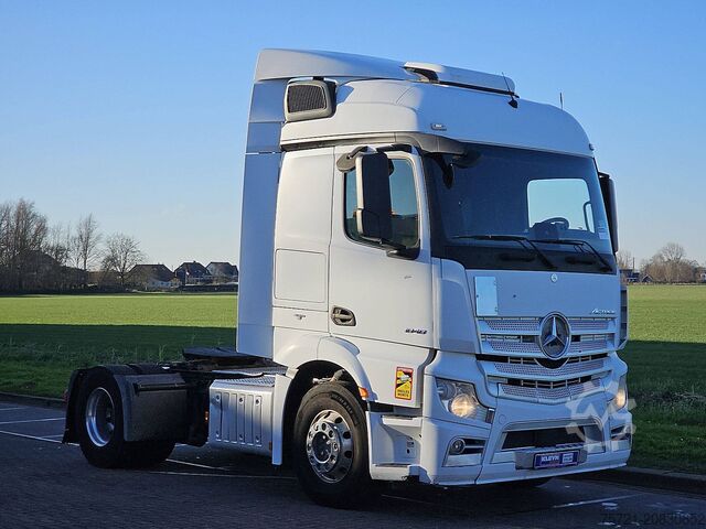 Standard-SZM MERCEDES-BENZ ACTROS 1848 LS Streamspace 2.30