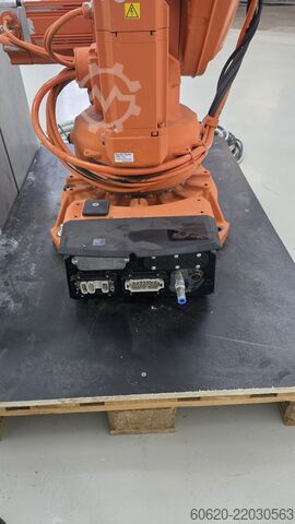 Robô industrial ABB IRB 4600-45/2.05 ABB IRB 4600-45/2.05 Type C