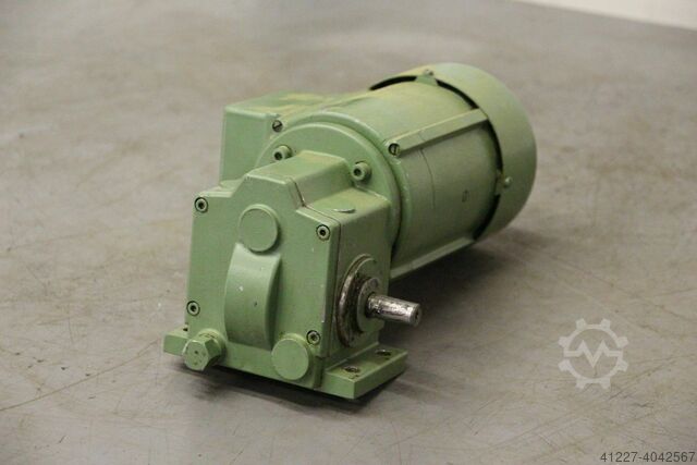 Motor de engrenagem 0.07 kW 75 rpm Zürrer LFV 451/1