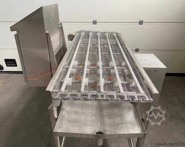 Vleesverwerkingsmachine Werfring Uitvoerband