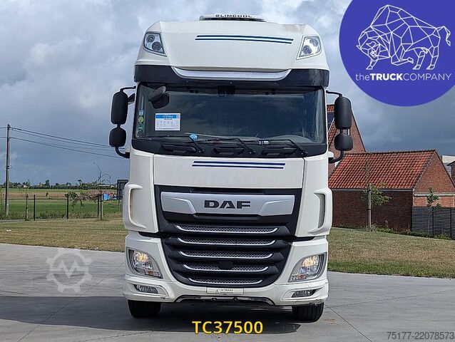 Chassis met cabine DAF XF 450