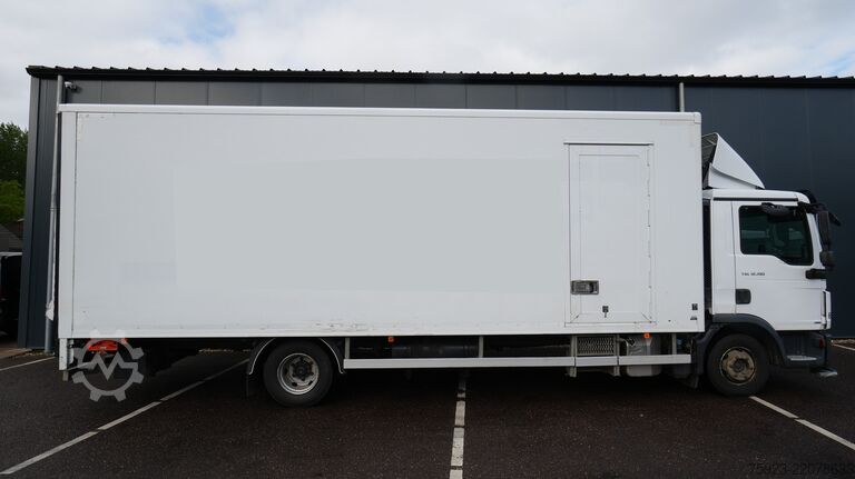 βαλίτσα MAN TGL 12.190 Closed box truck