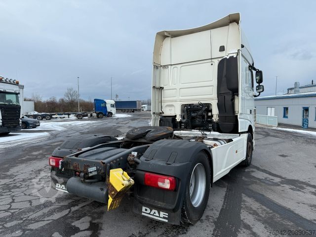 Standardni tegljač DAF XF 460 SSC RETARDER STANDKLIMA LED