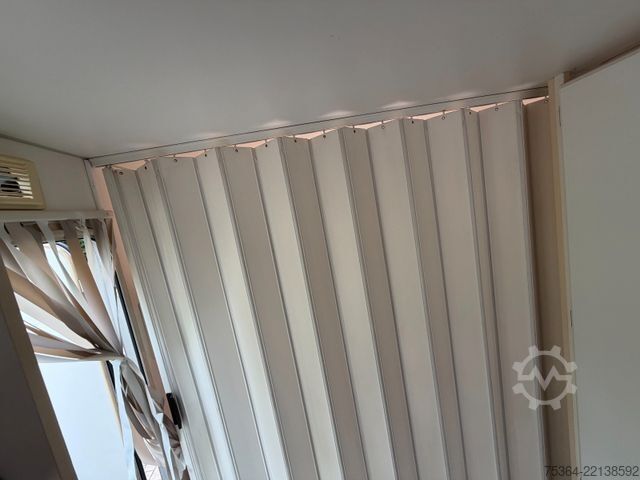 Karavan KIP Hy-Line KH48T Mover Warm Wasser Vorzelt