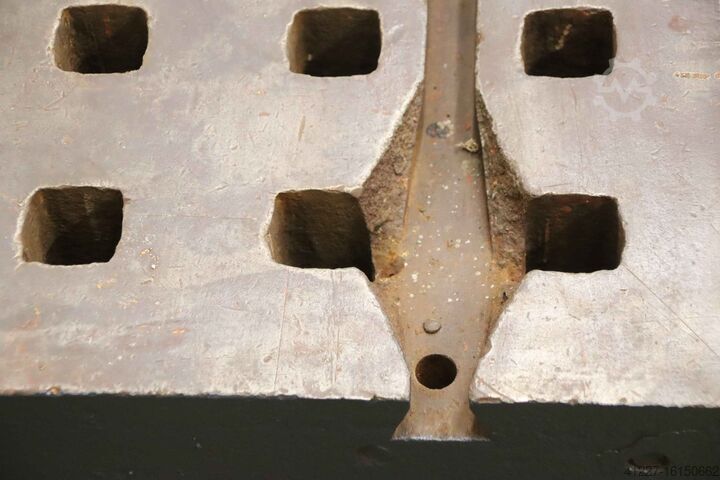 Opspanplaat met zwaluwstaartgeleiding unbekannt 1955/1040/H110 mm