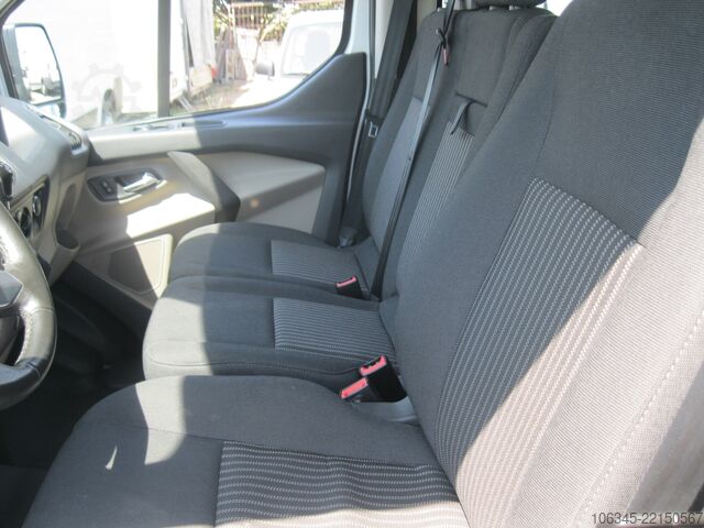 Minibuss Ford Transit Custom