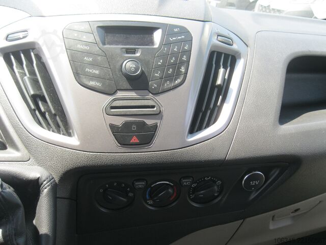 Minibuss Ford Transit Custom