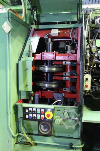 Alimentatore automatico a 8 mandrini Schütte ADH 160