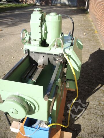 Maskine til slibning af knive GOECKEL