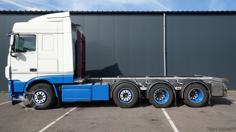 Transportul de containere DAF XF 510 8x2 20FT container transport truck