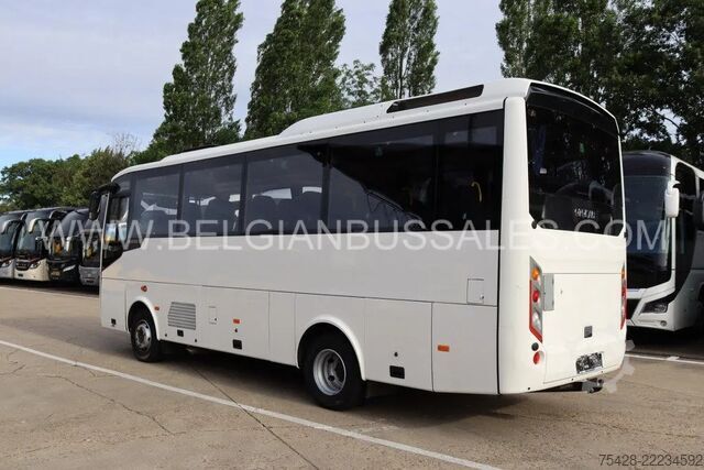 Autobús interurbano Otokar Navigo U / 7,8m / Lift / Airco