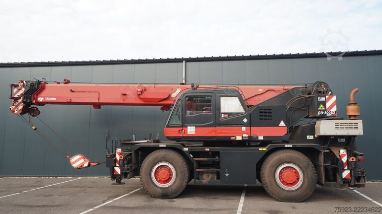 Camion cu macara TADANO-FAUN GR-300EX WITH JIB 4X4X4 ROUGH TERRAIN CRANE
