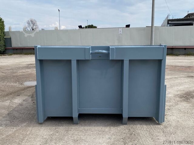 Container cu cârlig  CONTAINER NUOVO A PIANALE CON PIANTONI RIMOVIBILI