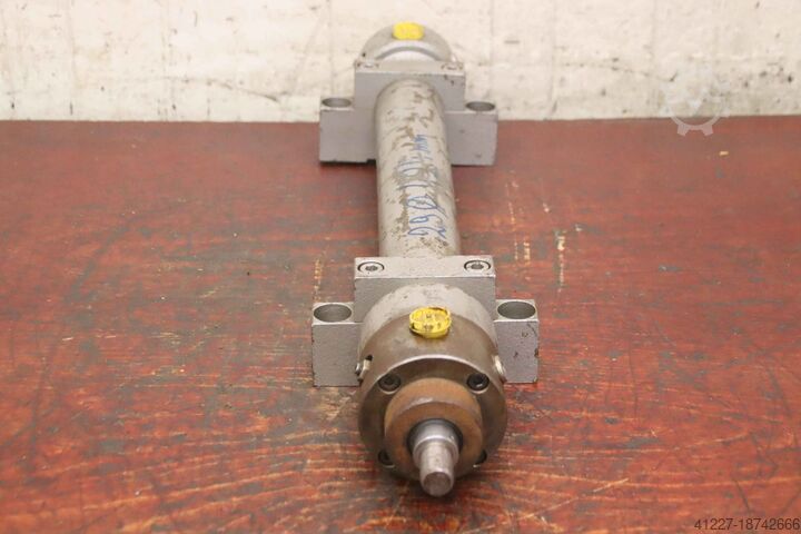 Υδραυλικός κύλινδρος unbekannt Hub 424 mm