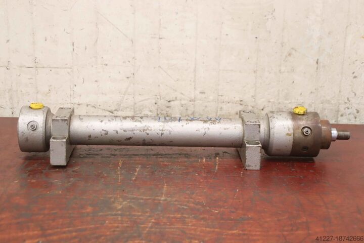 Υδραυλικός κύλινδρος unbekannt Hub 424 mm